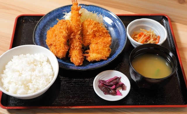 本日のフライ定食