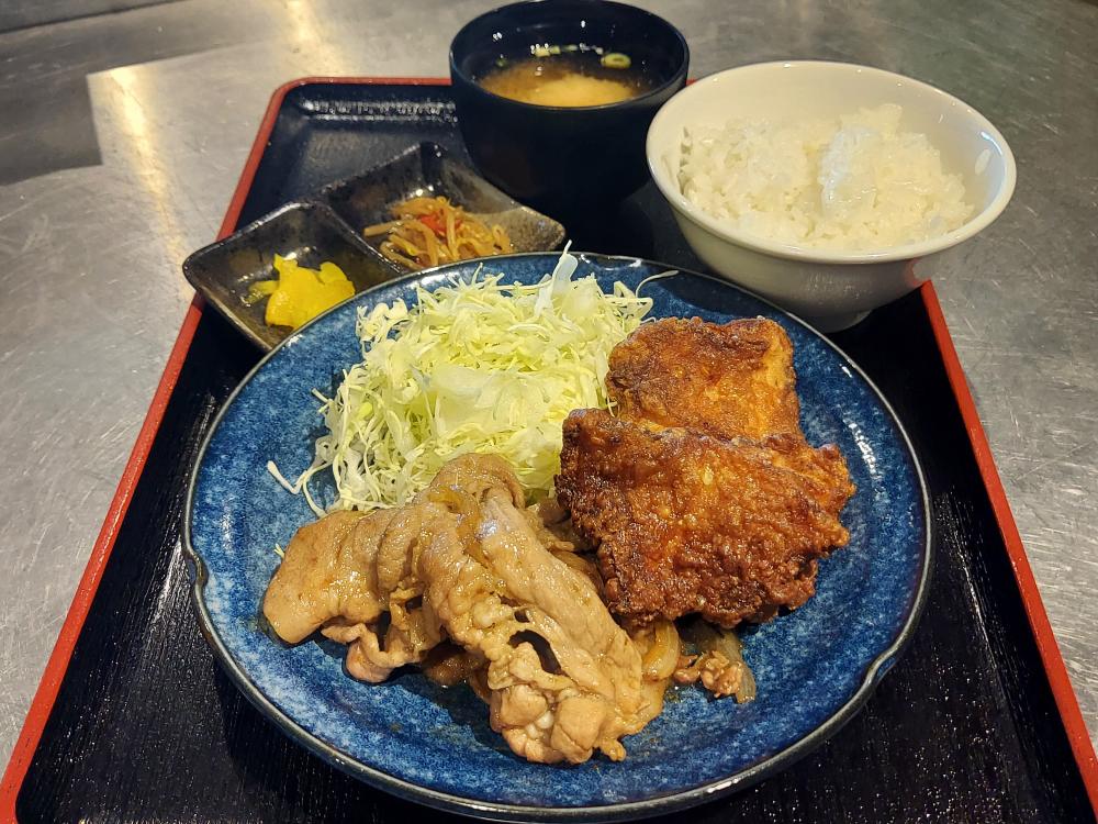 生姜焼きから揚げ二個盛り合わせ定食