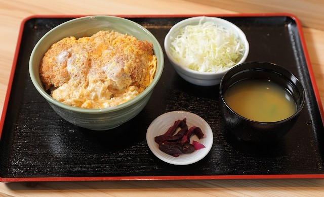 豚のロースのかつ丼
